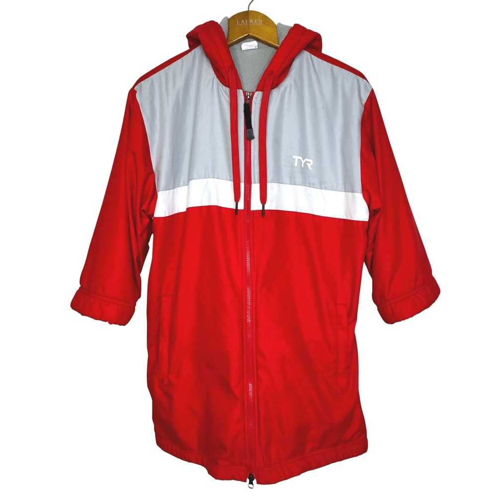 TYR Stadium Jacket Red/Gray M/L‎ - SEE MEASUREMENTS